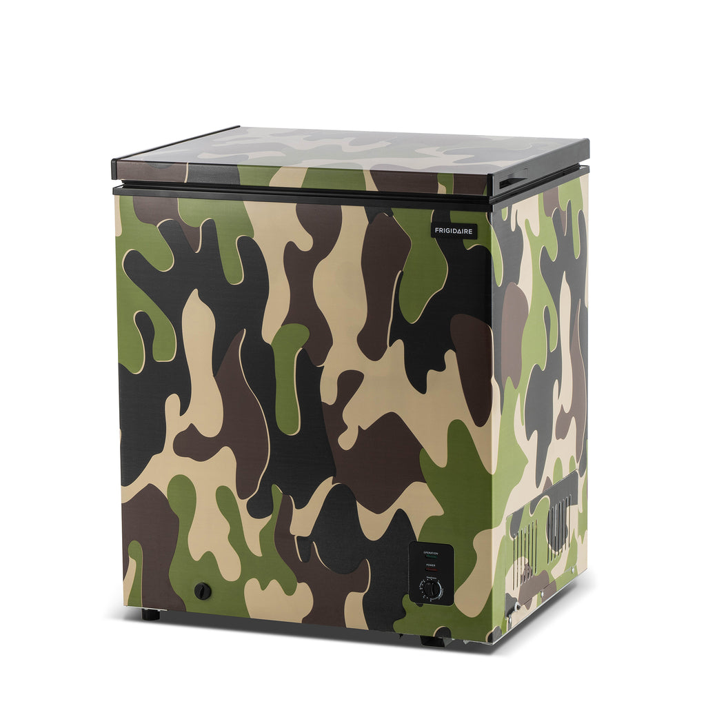 Frigidaire, 5.0 Cu. Ft. Convertible Chest Freezer/Fridge, Camouflage print